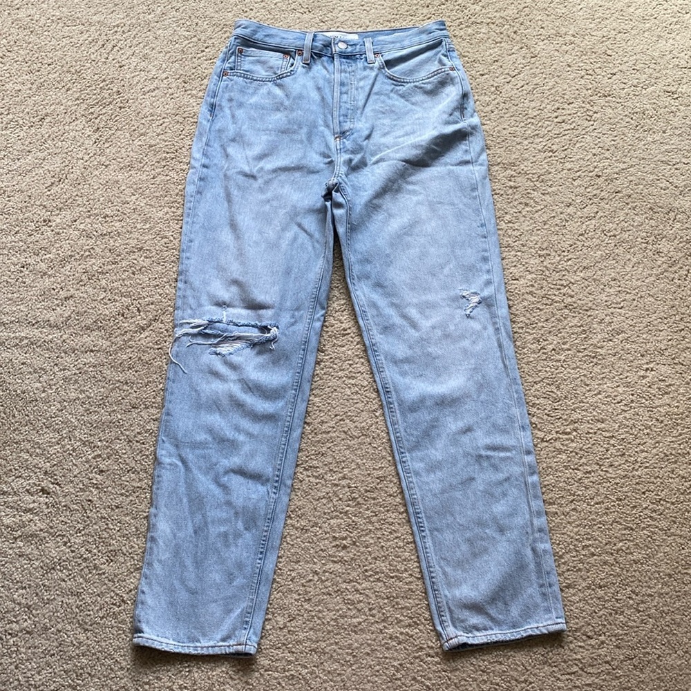 Aritzia The 90s Boyfriend High Loose Jeans Denim Forum (Size 28)